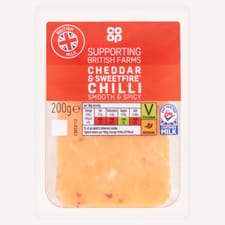 Co-op British Cheddar with Sweetfire Chilli 200g