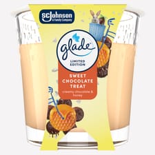 Glade Scented Candle Sleeved Sweet Chocolate Treat 112g